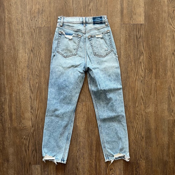 Abercrombie & Fitch Ultra High Ankle Jeans - Picture 2 of 3
